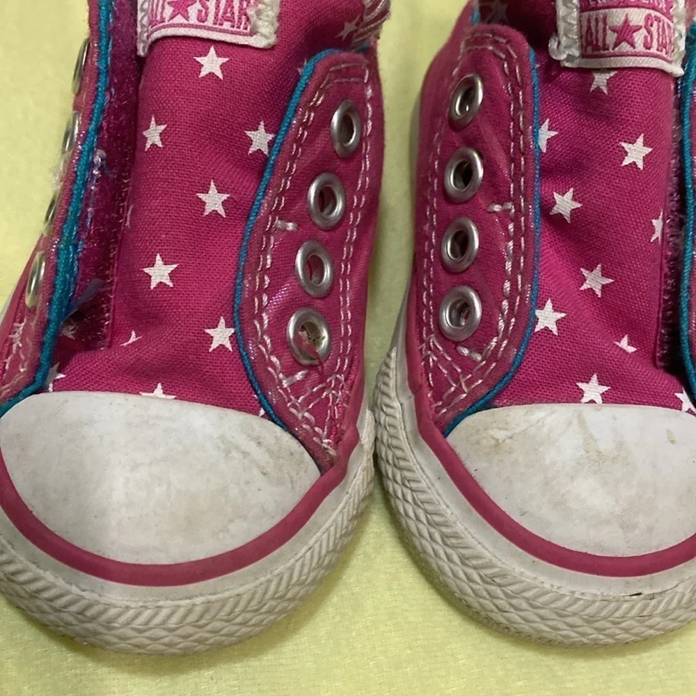 Converse size toddler